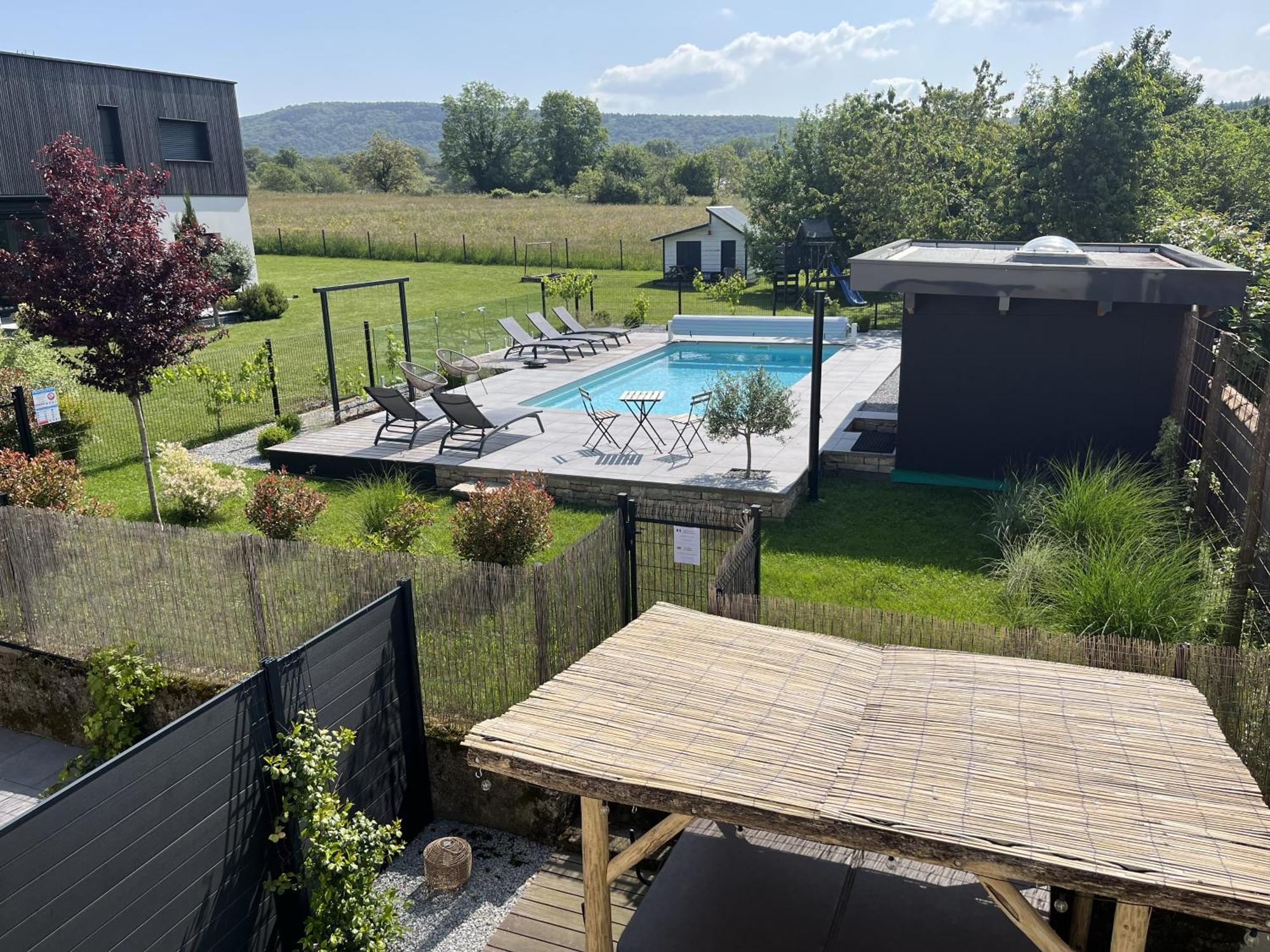 Sejour Detente - Appart'Hotel N 1 Avec Jaccuzi, Piscine Et Petit-Dejeuner Chouzelot Екстер'єр фото
